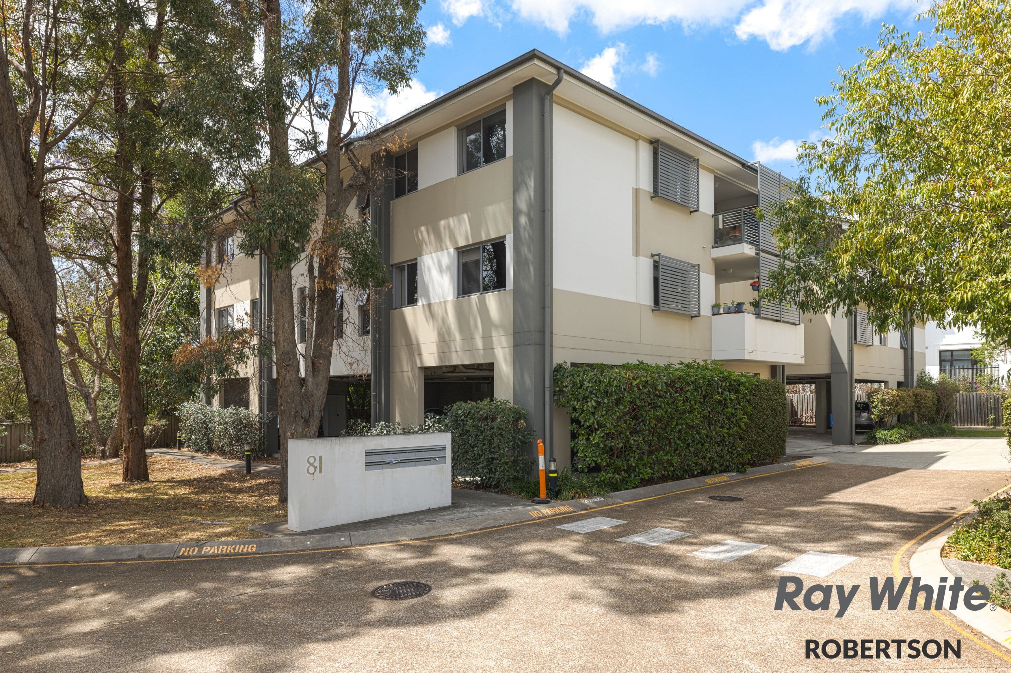 8 Win Street, Eight Mile Plains QLD 4113, Eight Mile Plains - Image 1