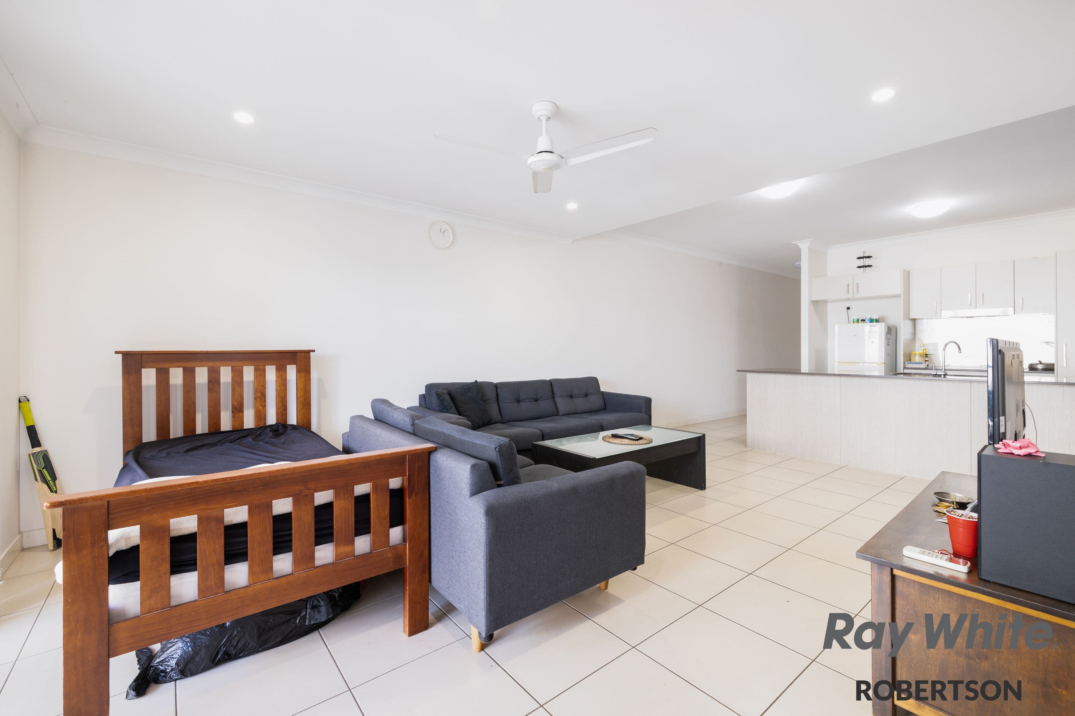 8 Win Street, Eight Mile Plains QLD 4113, Eight Mile Plains - Thumbnail 4
