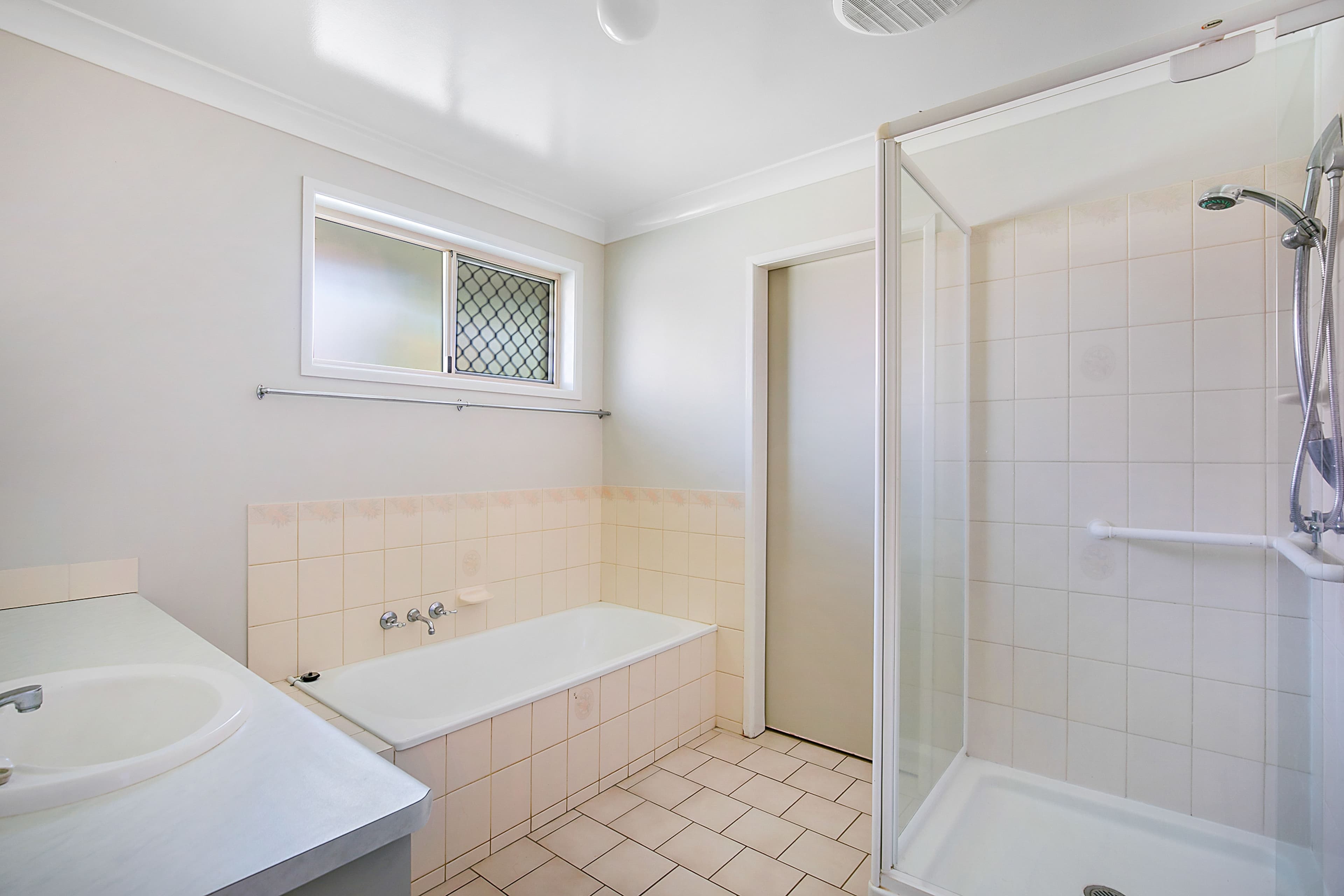 12 Muller Street, Kearneys Spring QLD 4350, Kearneys Spring - Thumbnail 6