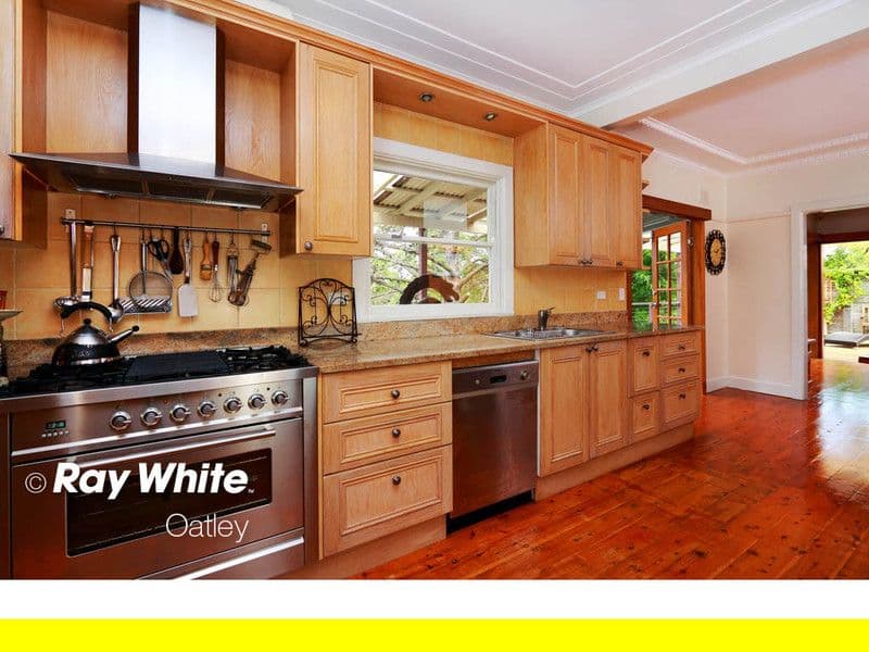 37  Yarran Road, OATLEY NSW 2223, Oatley - Thumbnail 3