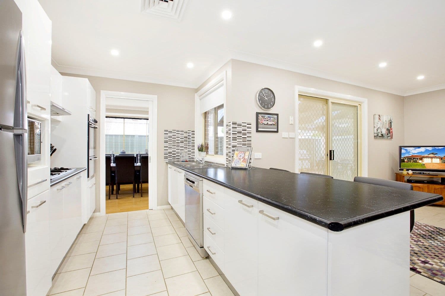 6 Dutba Place, Glenmore Park - Thumbnail 6