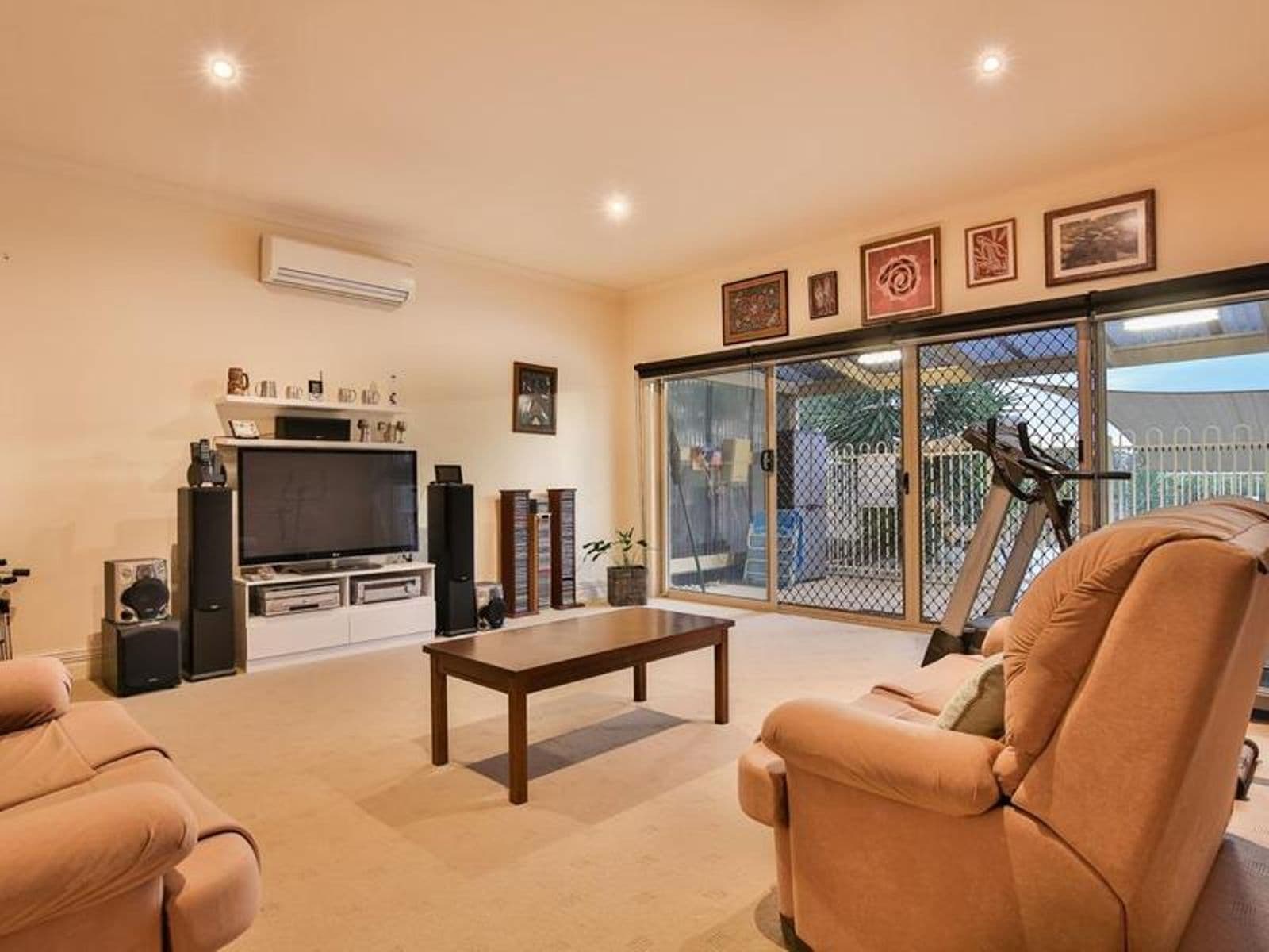 58 River Road, Pomona - Thumbnail 2