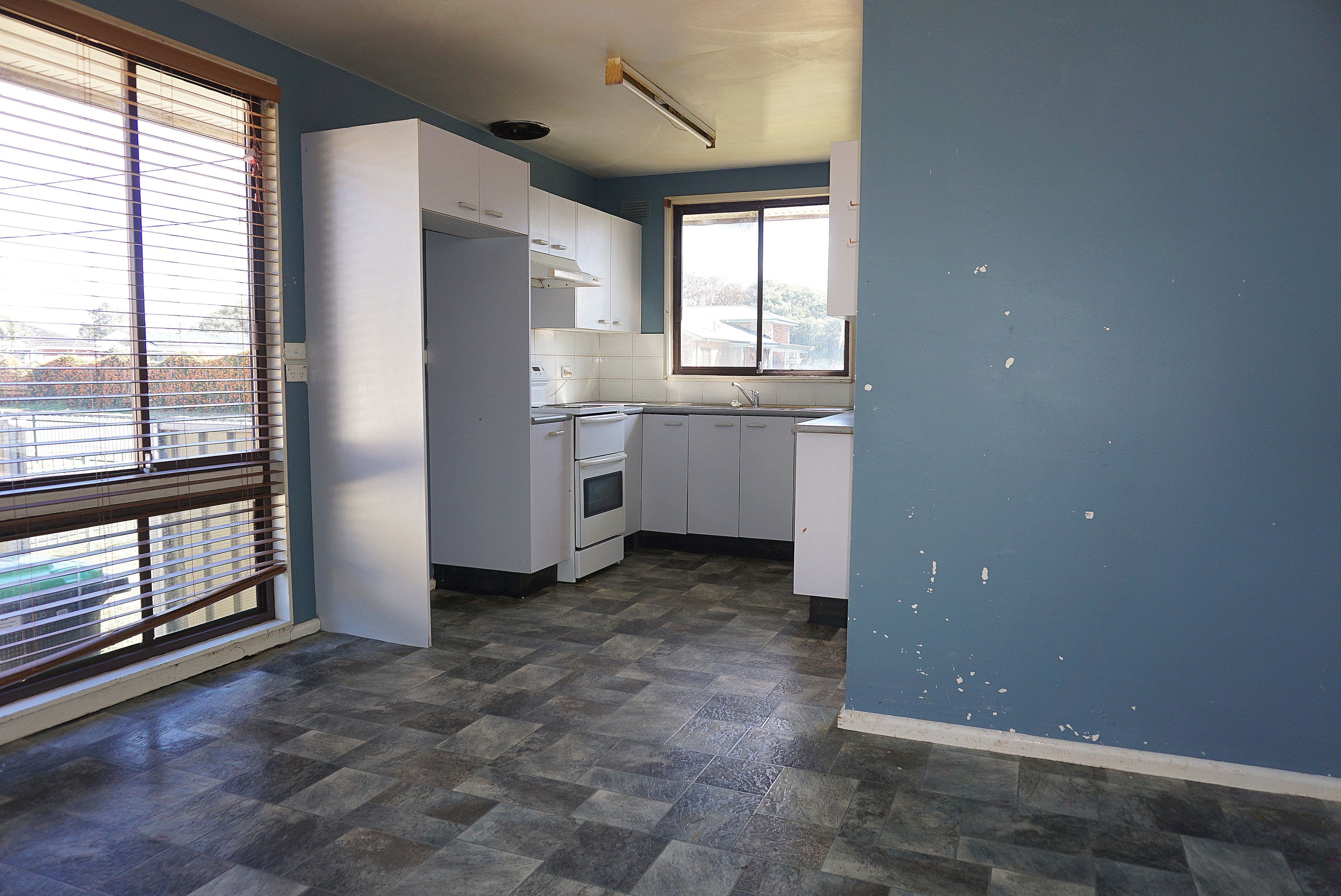 28 Orchard Avenue, Singleton - Thumbnail 2