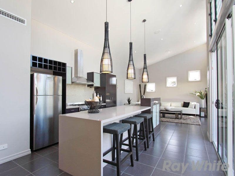 32 Como Circuit, WARNER QLD 4500, Warner - Image 1