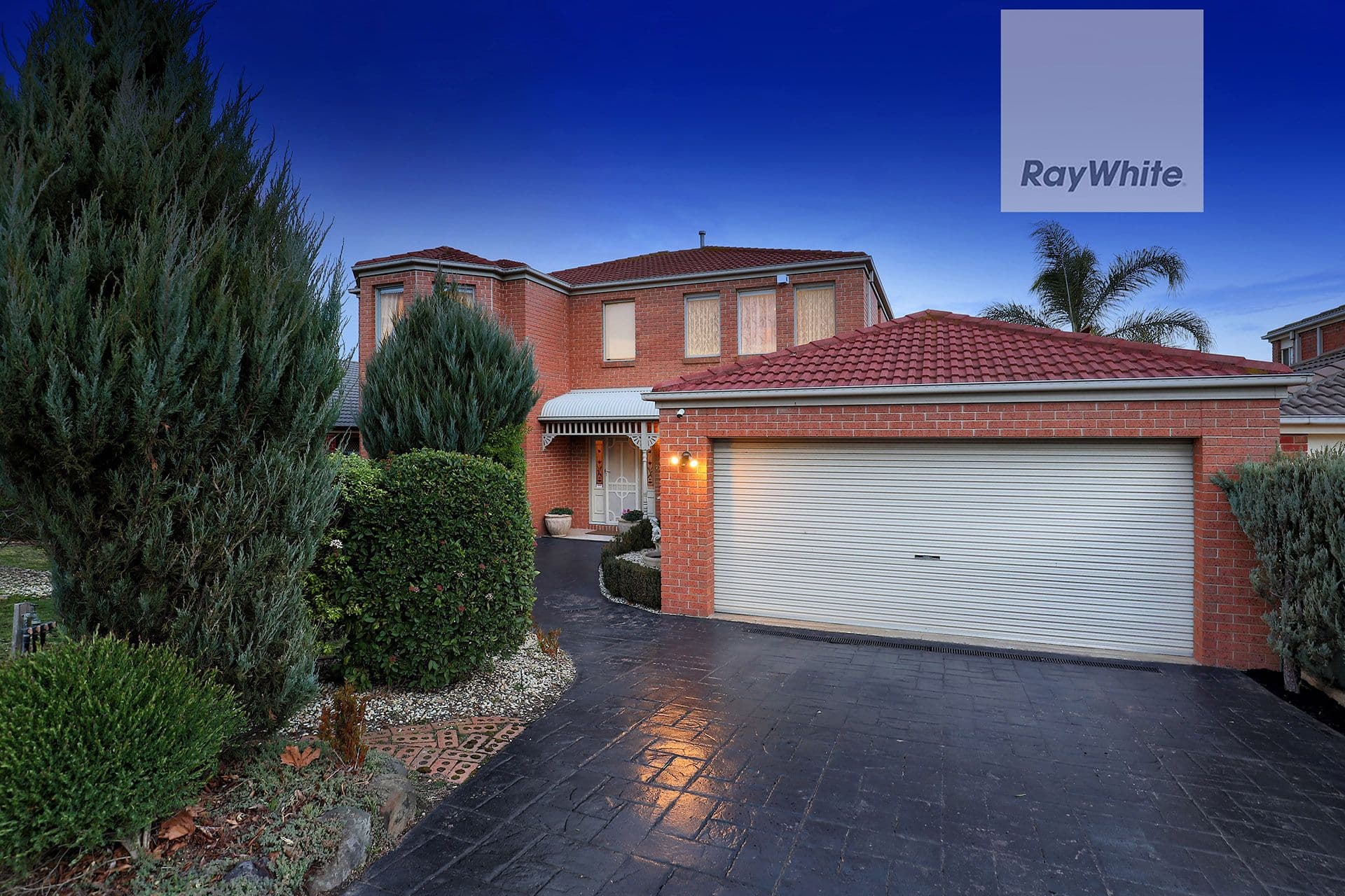 10 Lamplight Way, Attwood VIC 3049, Attwood - Thumbnail 3