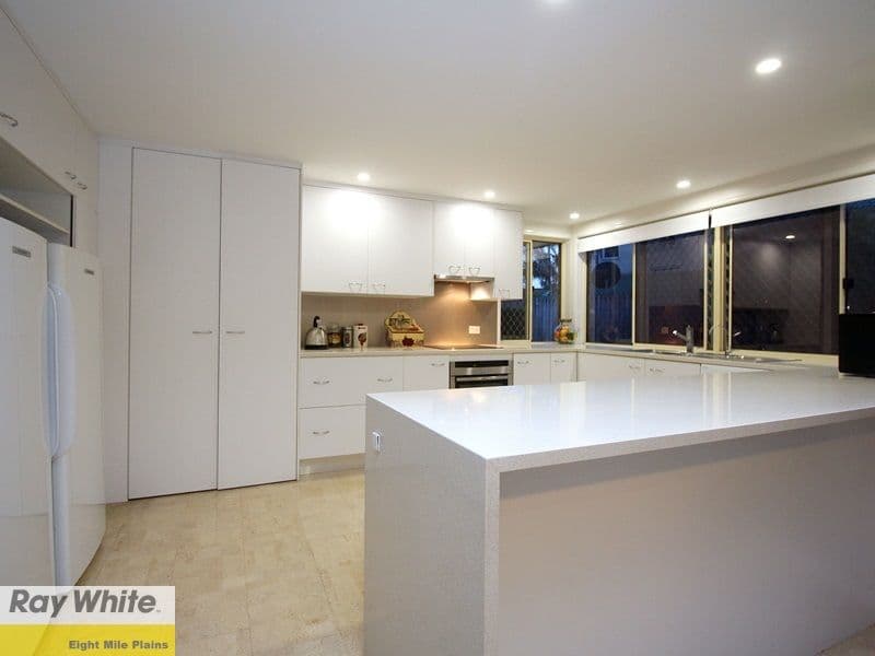 15 Jacaranda Place, Eight Mile Plains QLD 4113, Eight Mile Plains - Thumbnail 2
