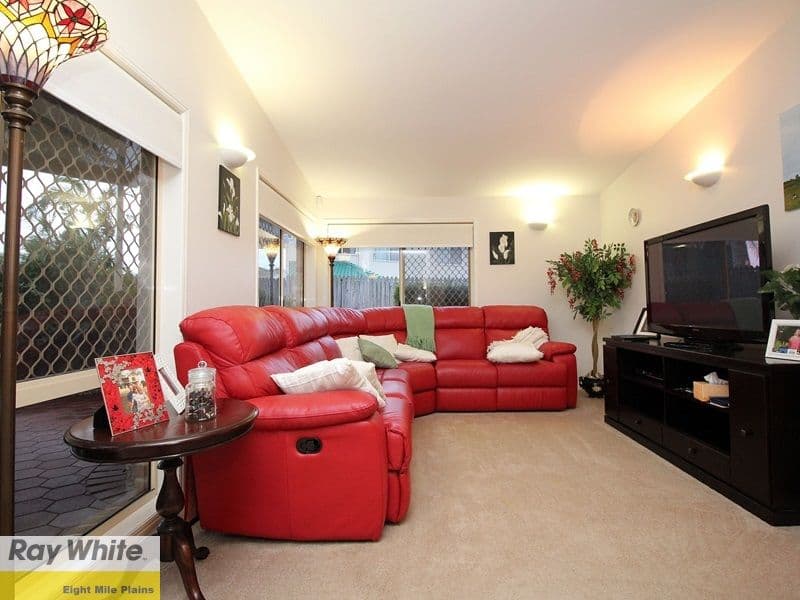 15 Jacaranda Place, Eight Mile Plains QLD 4113, Eight Mile Plains - Thumbnail 7