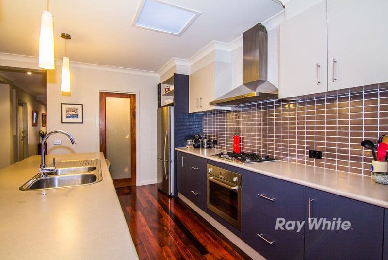 25 Henning Avenue, LYNBROOK VIC 3975, Lynbrook - Thumbnail 2