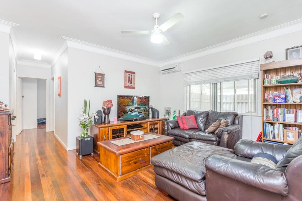 11 Alwyn Street, STAFFORD HEIGHTS QLD 4053, Stafford Heights - Thumbnail 2
