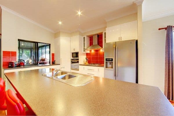 95 Shutehaven Circuit, BUSHLAND BEACH QLD 4818, Bushland Beach - Thumbnail 3