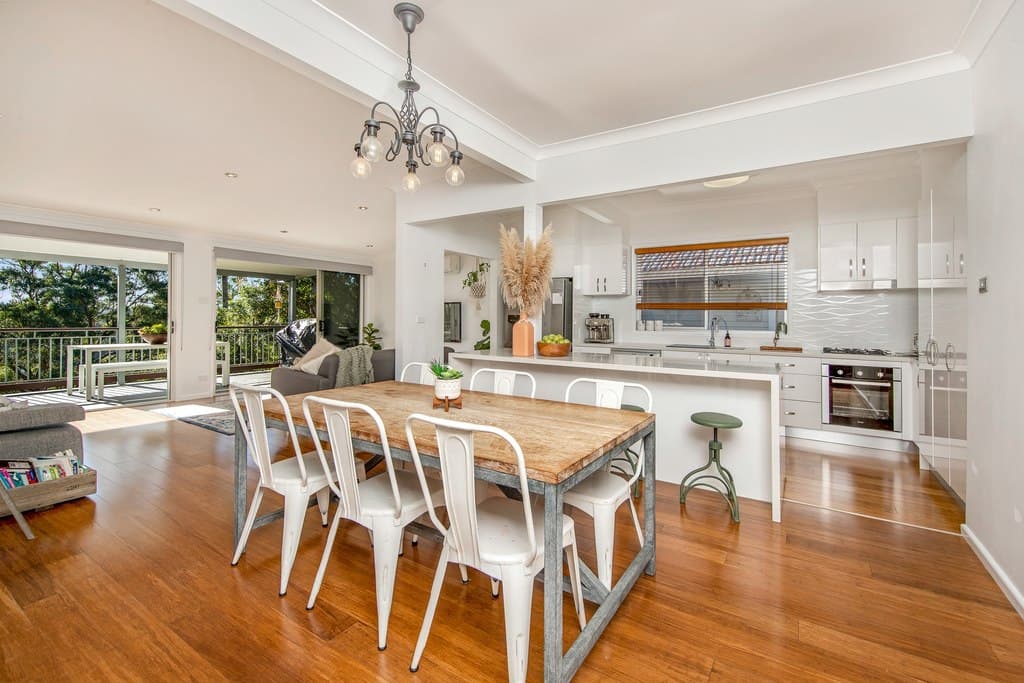 18 Russell Avenue, Adamstown Heights - Thumbnail 4