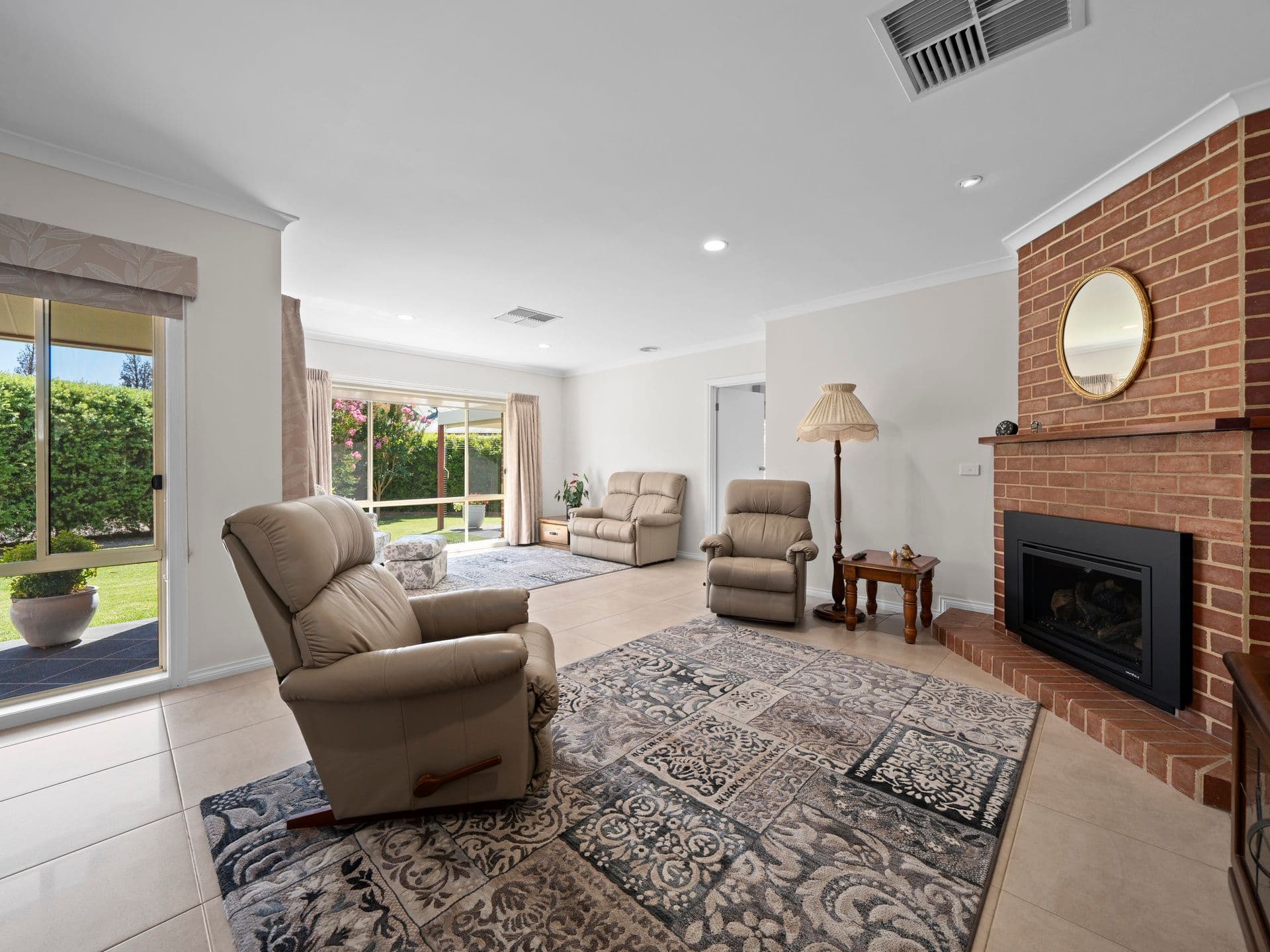 8 Park Place, Benalla VIC 3672, Benalla - Thumbnail 6