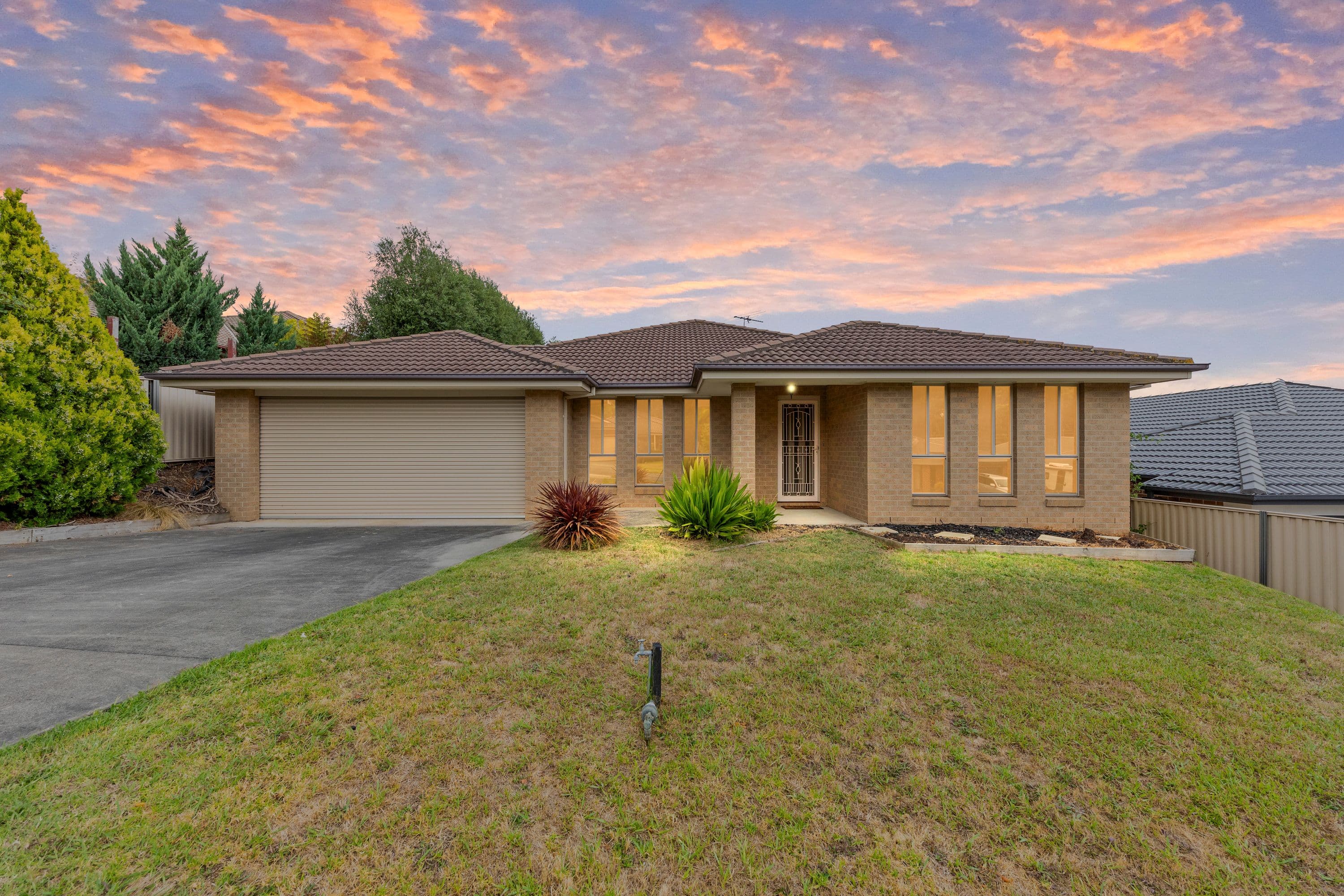 13 Mineral Court, Drouin VIC 3818, Drouin - Thumbnail 2