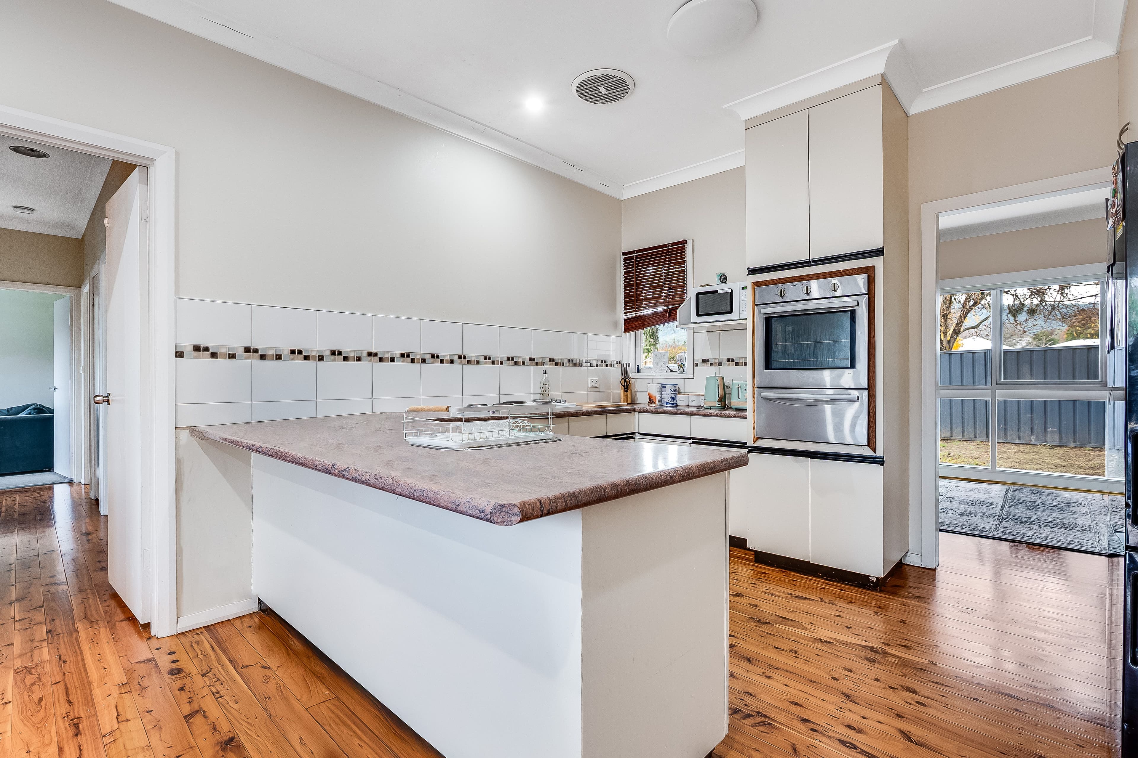 907 Pemberton Street, West Albury NSW 2640, West Albury - Thumbnail 5
