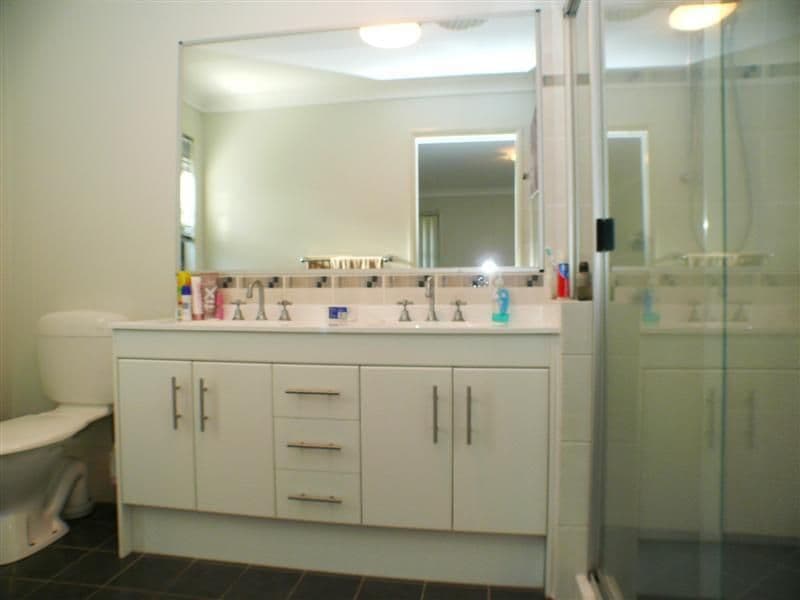 1 Killarney Court, ORMEAU QLD 4208, Ormeau - Thumbnail 8