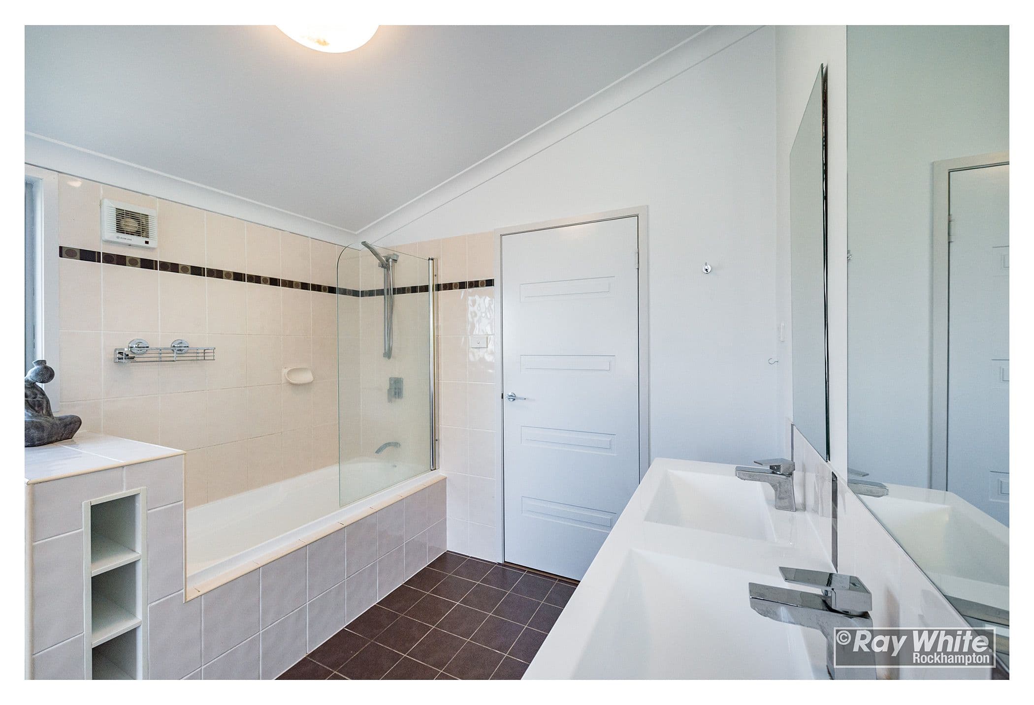5 Nathan Street, Allenstown QLD 4700, Allenstown - Thumbnail 4