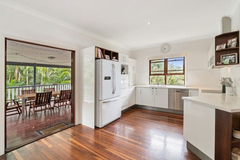 3 Ootana Street, Chapel Hill QLD 4069, Chapel Hill - Thumbnail 2