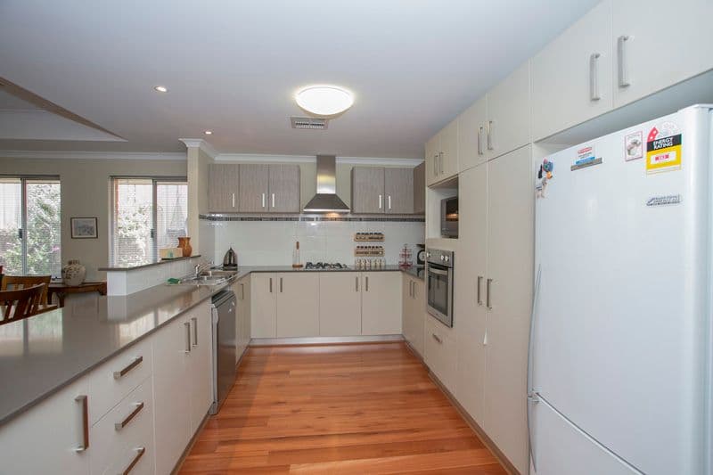  14 Heath Road, Kalamunda WA 6076, Kalamunda - Thumbnail 6