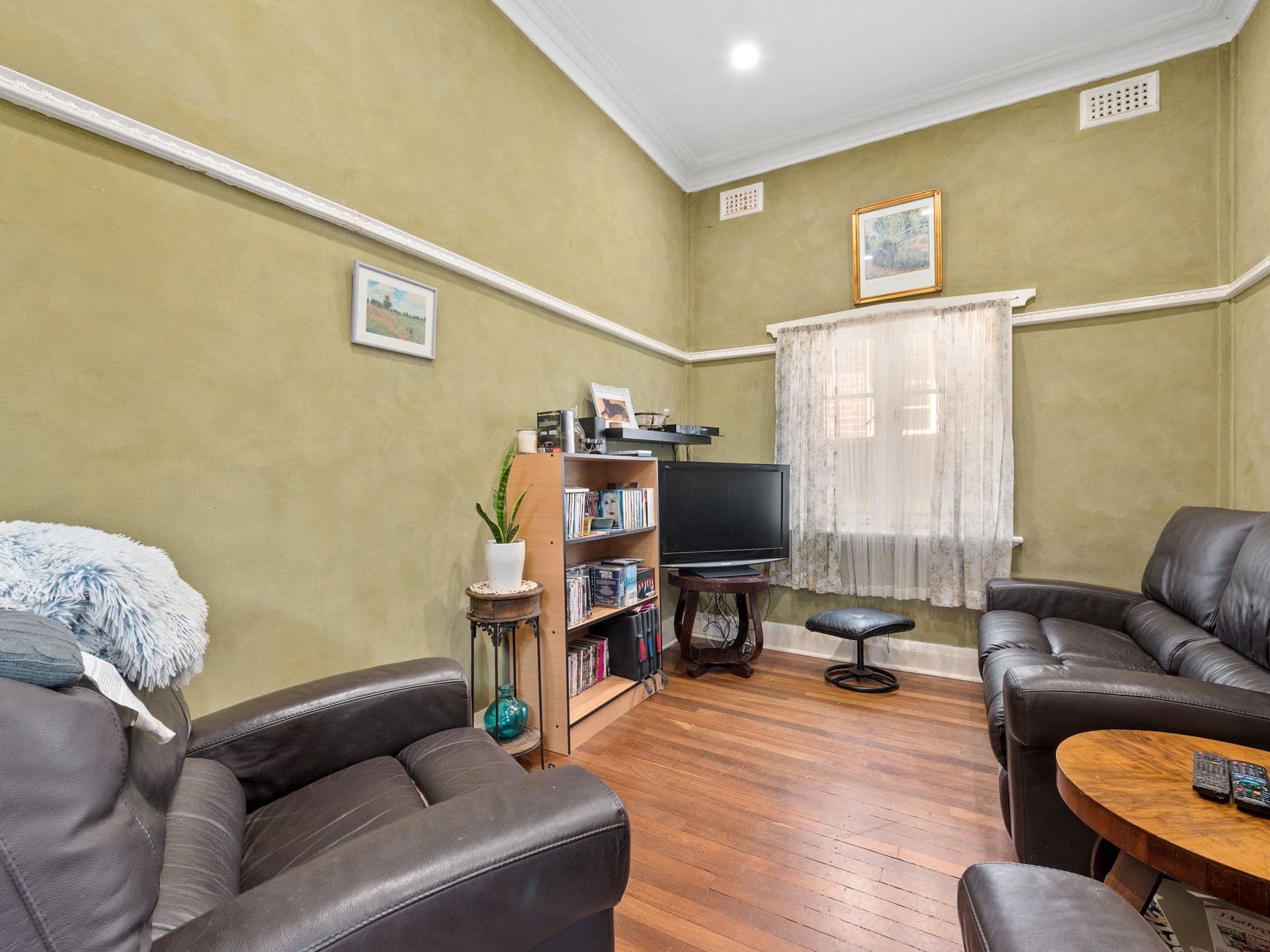 60 Roberts Street, Bayswater WA 6053, Bayswater - Thumbnail 2
