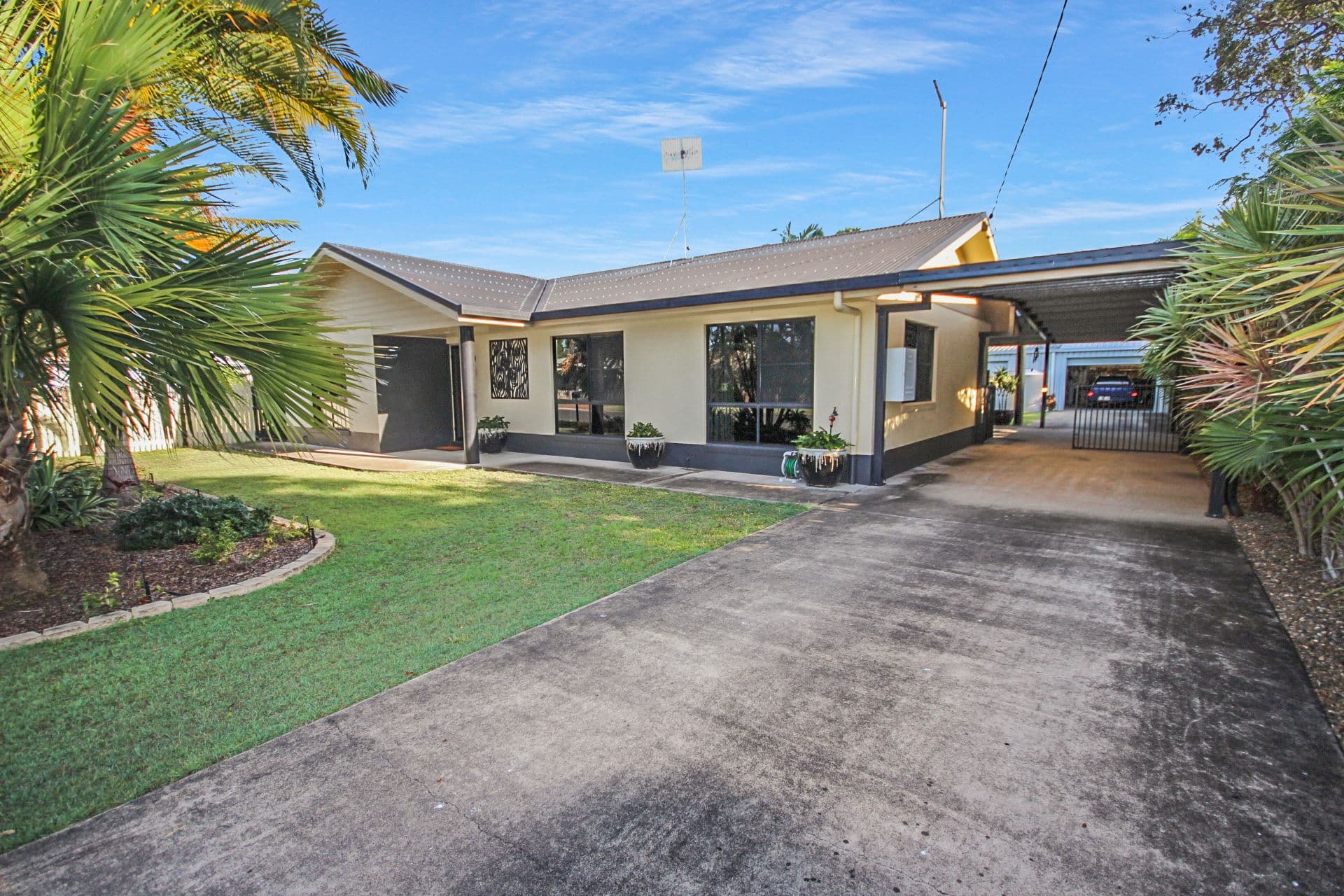 9 Crescent Street, Armstrong Beach QLD 4737, Armstrong Beach - Image 1