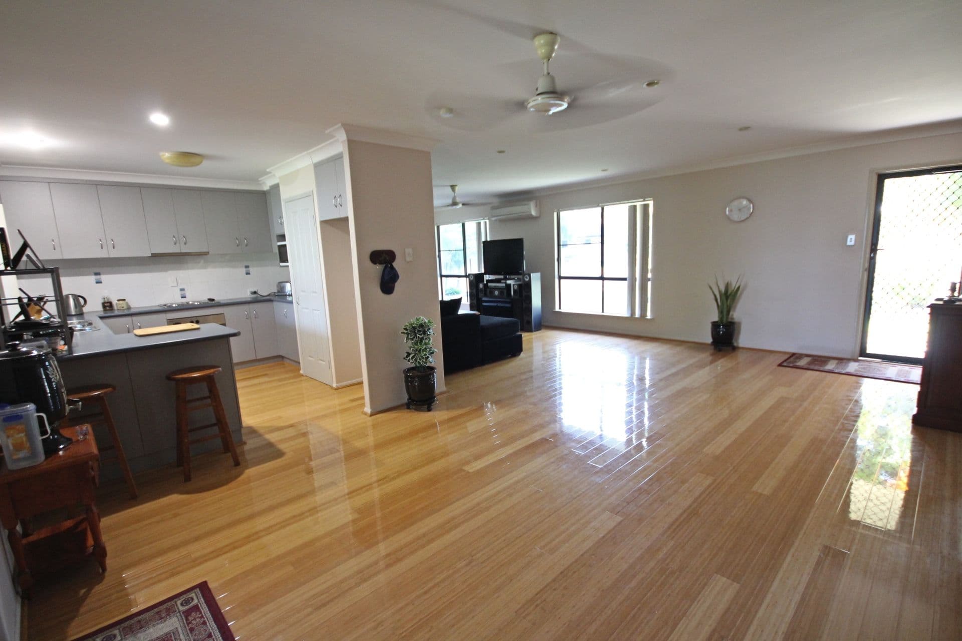 9 Crescent Street, Armstrong Beach QLD 4737, Armstrong Beach - Thumbnail 4