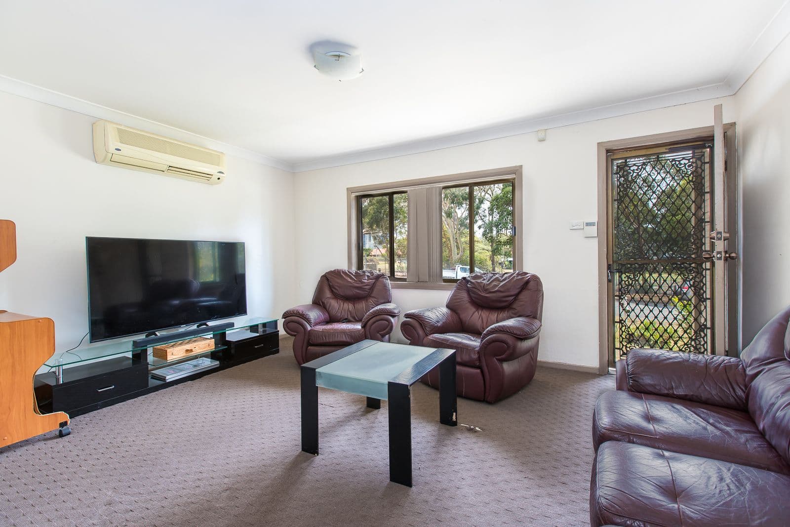 6 Tiral Street, Charlestown - Thumbnail 3