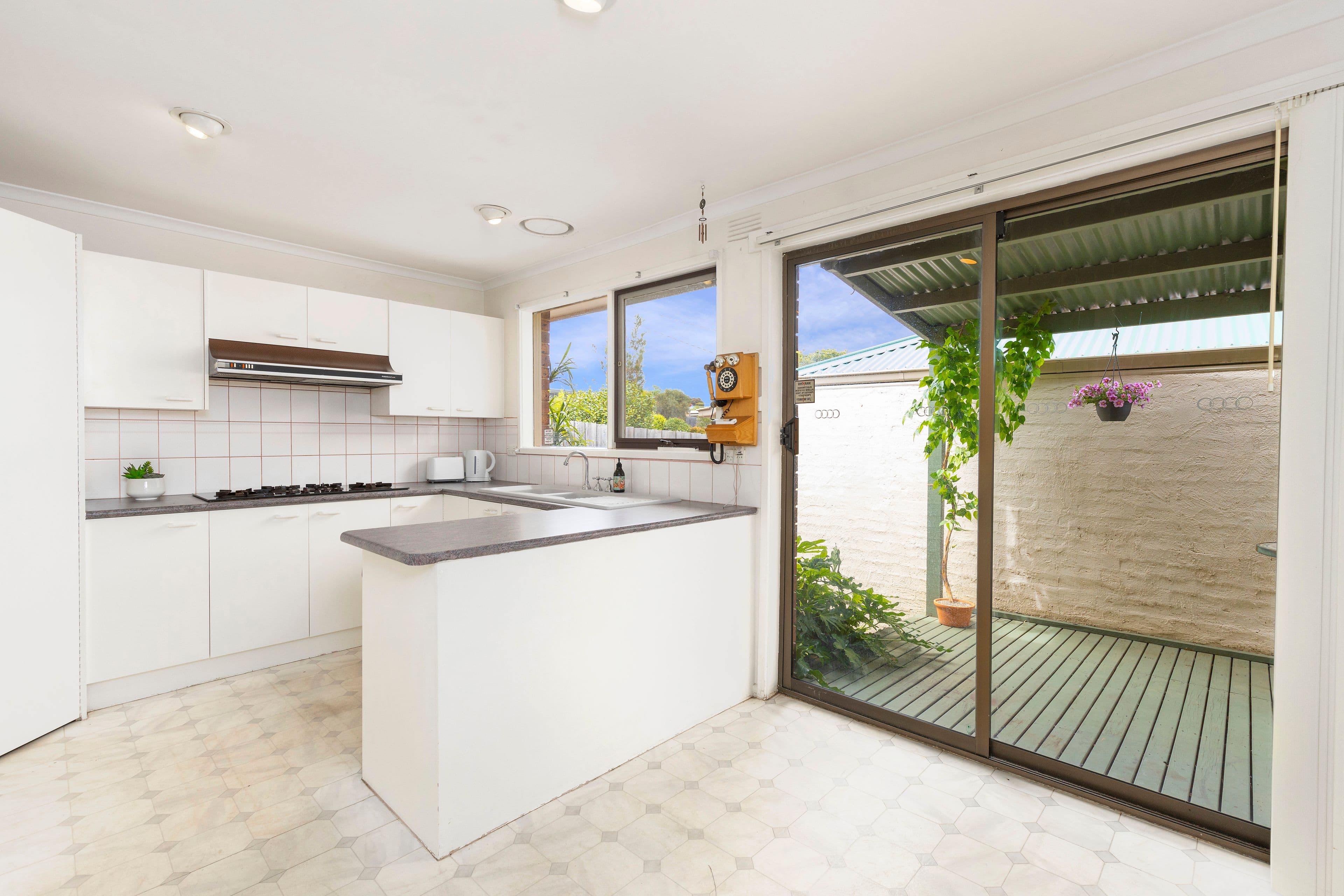 74 Ocean Street, Rosebud VIC 3939, Rosebud - Thumbnail 3