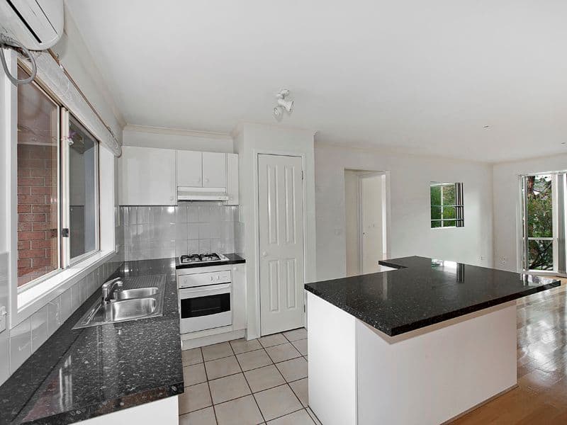 19 Wallaby Walk, SOUTH MORANG VIC 3752, South Morang - Thumbnail 3