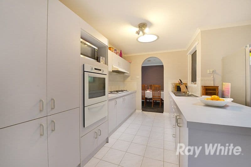 3 Nerang Court, Berwick VIC 3806, Berwick - Thumbnail 4