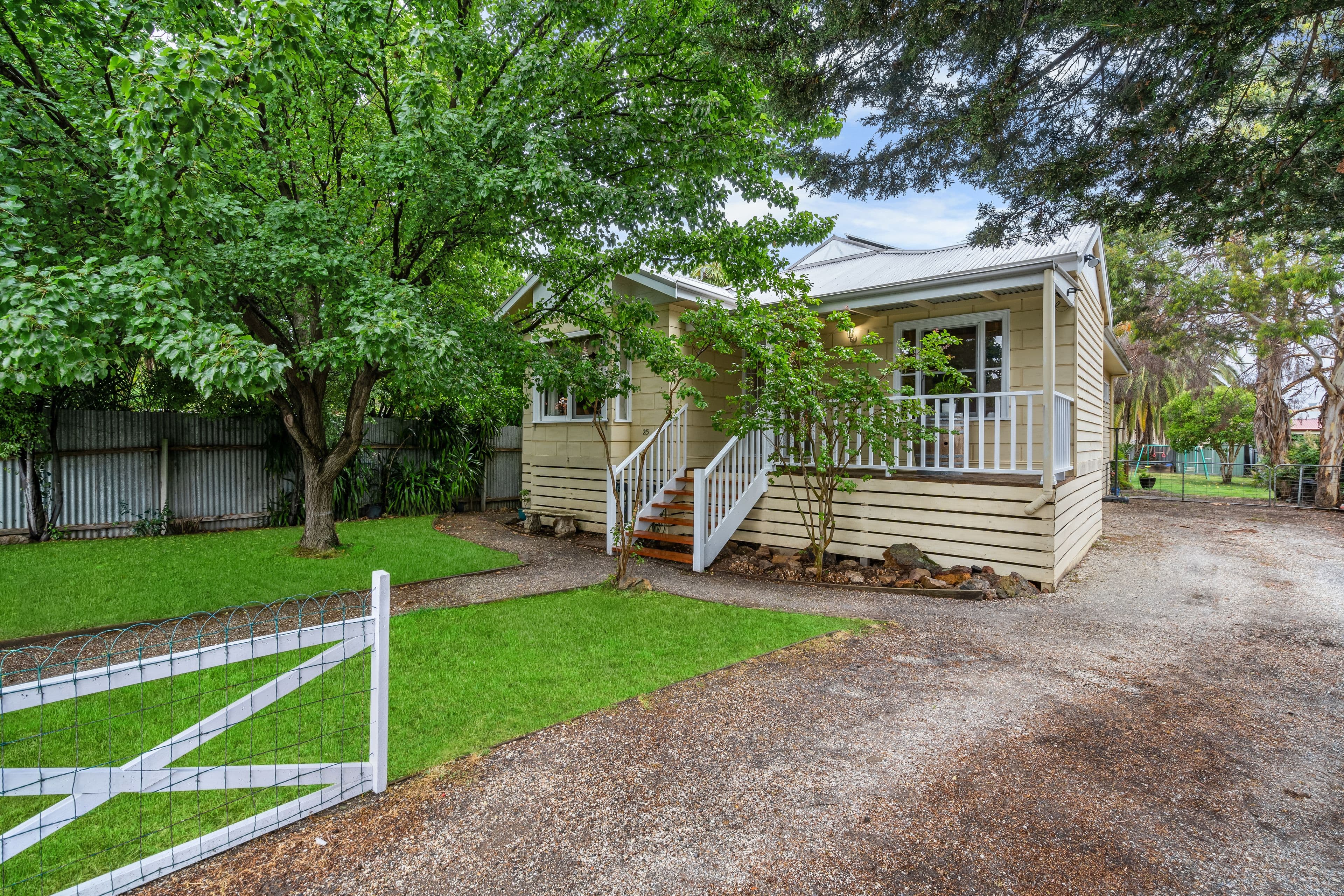 25 Butler Street, Seymour VIC 3660, Seymour - Image 1
