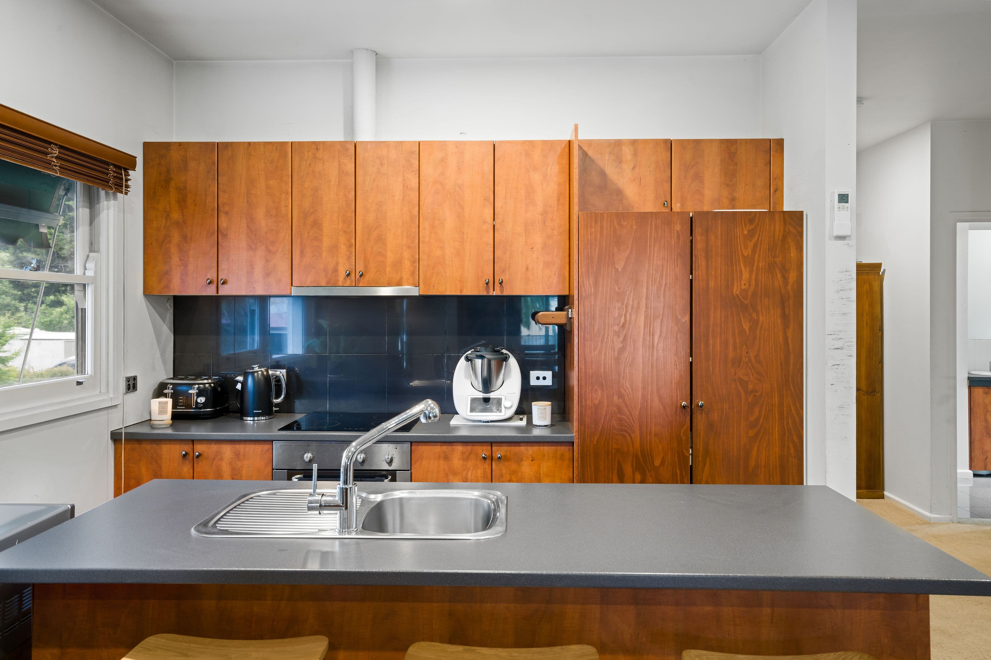 25 Butler Street, Seymour VIC 3660, Seymour - Thumbnail 2