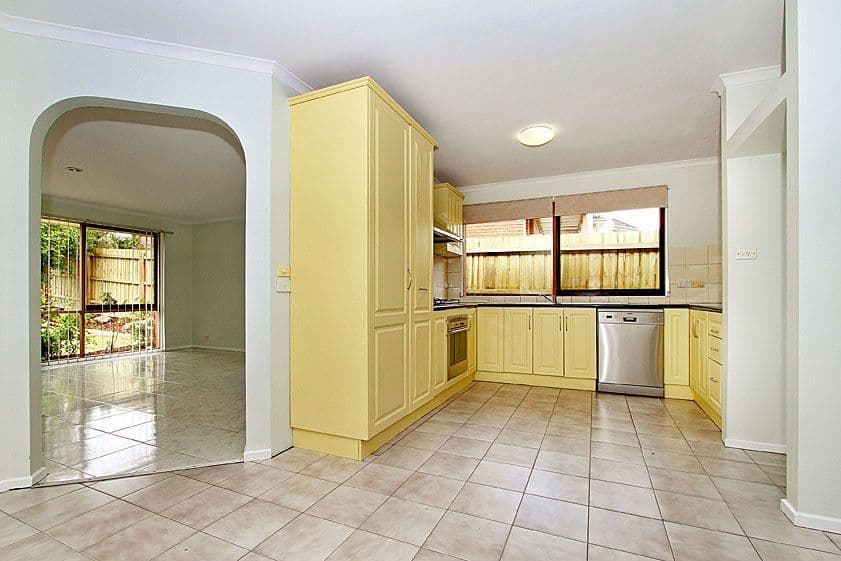 15 Warburton Court, MILL PARK VIC 3082, Mill Park - Thumbnail 2