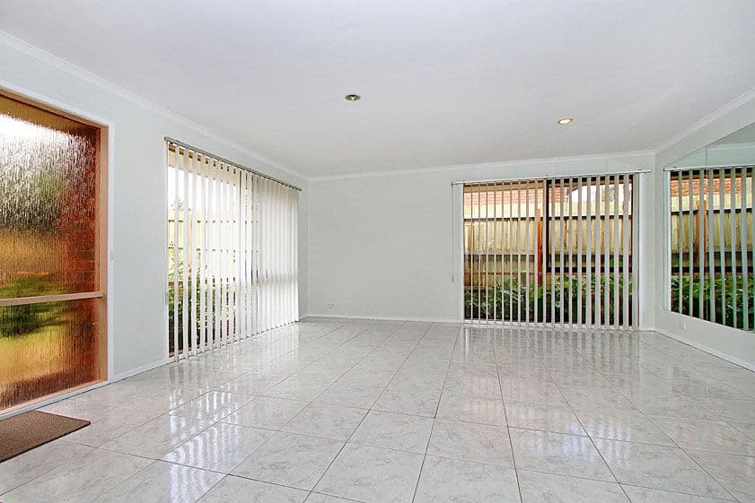 15 Warburton Court, MILL PARK VIC 3082, Mill Park - Thumbnail 5