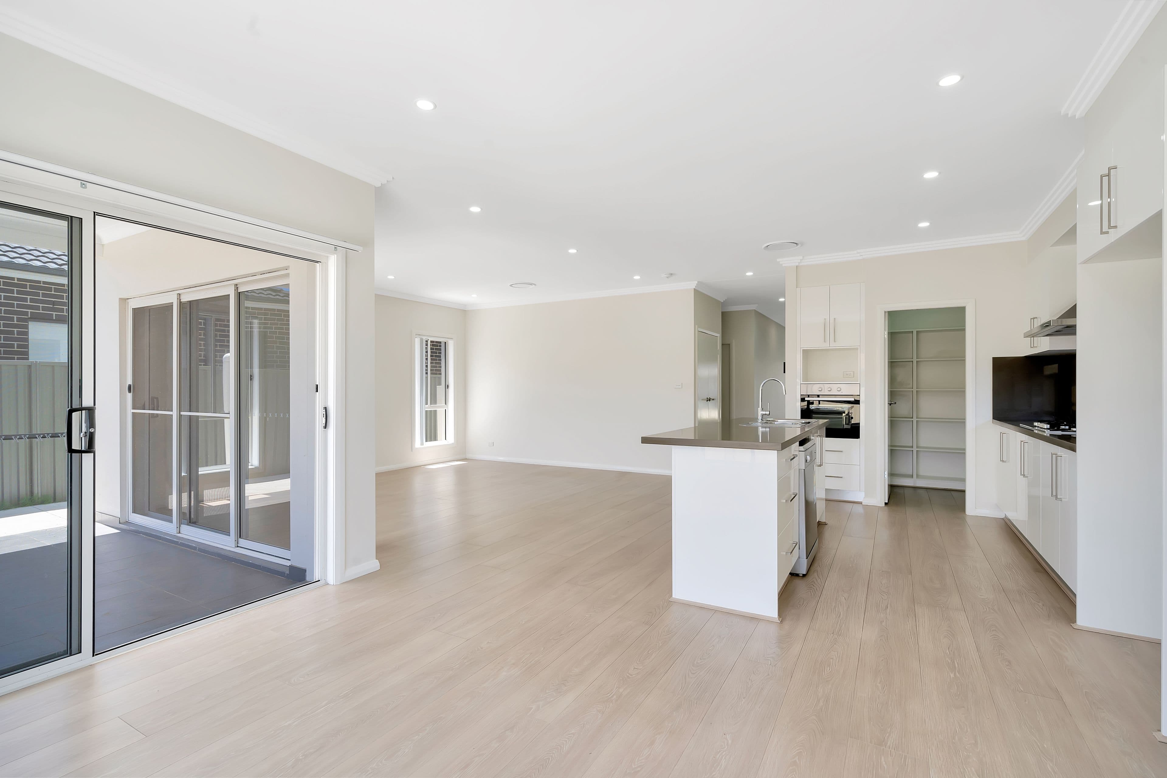 23 Lightning Ridge Road, Hinchinbrook - Thumbnail 3