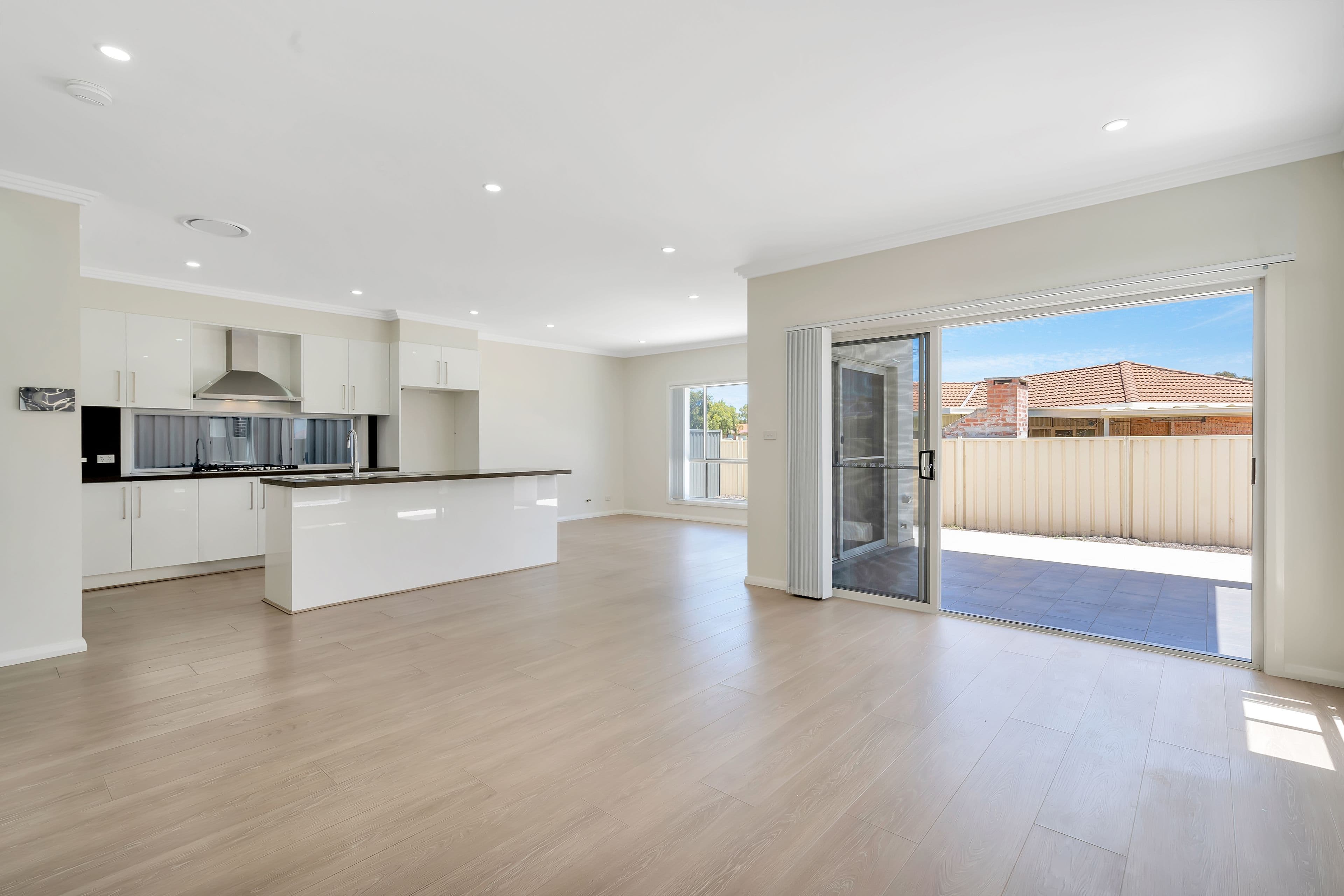23 Lightning Ridge Road, Hinchinbrook - Thumbnail 5