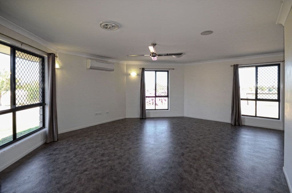 24-26 Nicholson Street, BANANA QLD 4702, Banana - Thumbnail 3