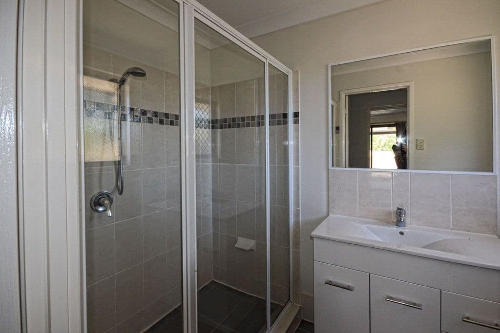 24-26 Nicholson Street, BANANA QLD 4702, Banana - Thumbnail 4