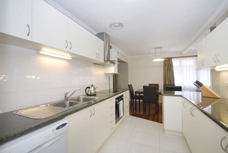 29 Belcaro Street, UPPER MOUNT GRAVATT QLD 4122, Upper Mount Gravatt - Thumbnail 3