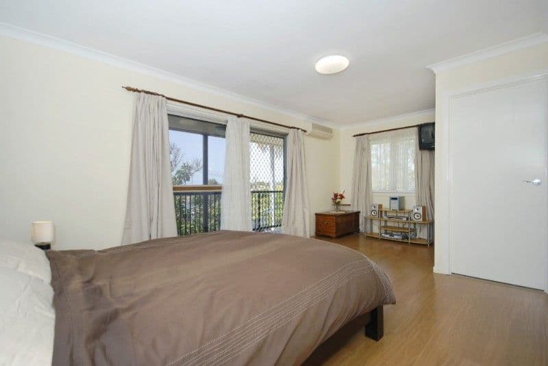 29 Belcaro Street, UPPER MOUNT GRAVATT QLD 4122, Upper Mount Gravatt - Thumbnail 6