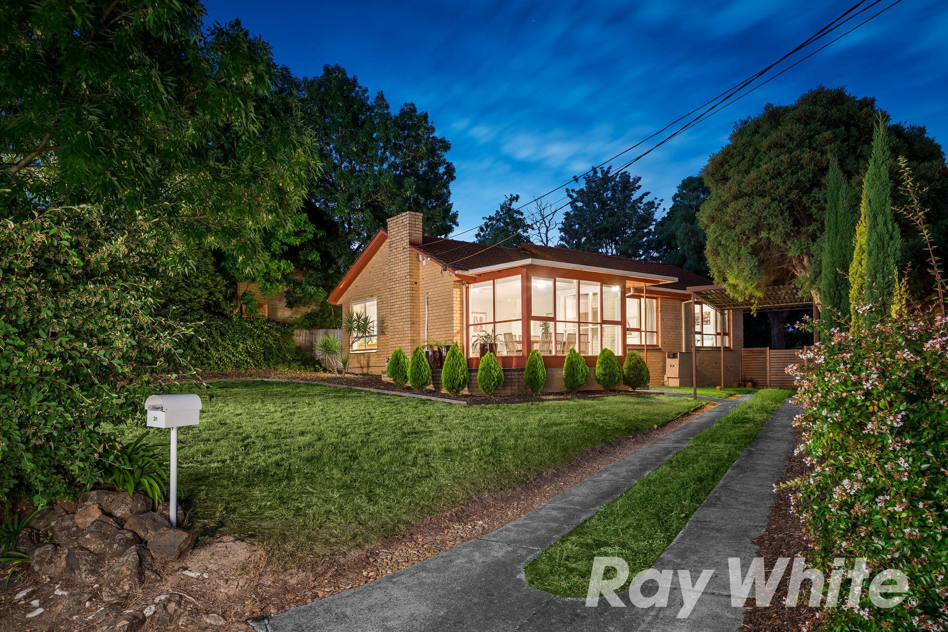 31 Aisbett Avenue, Wantirna South VIC 3152, Wantirna South - Image 1