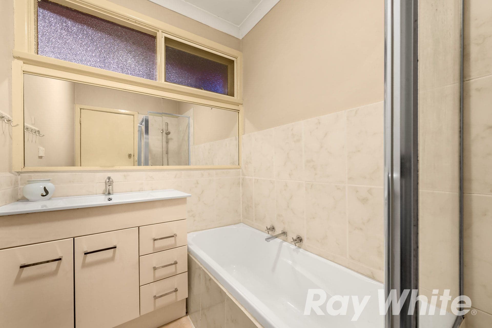 31 Aisbett Avenue, Wantirna South VIC 3152, Wantirna South - Thumbnail 6