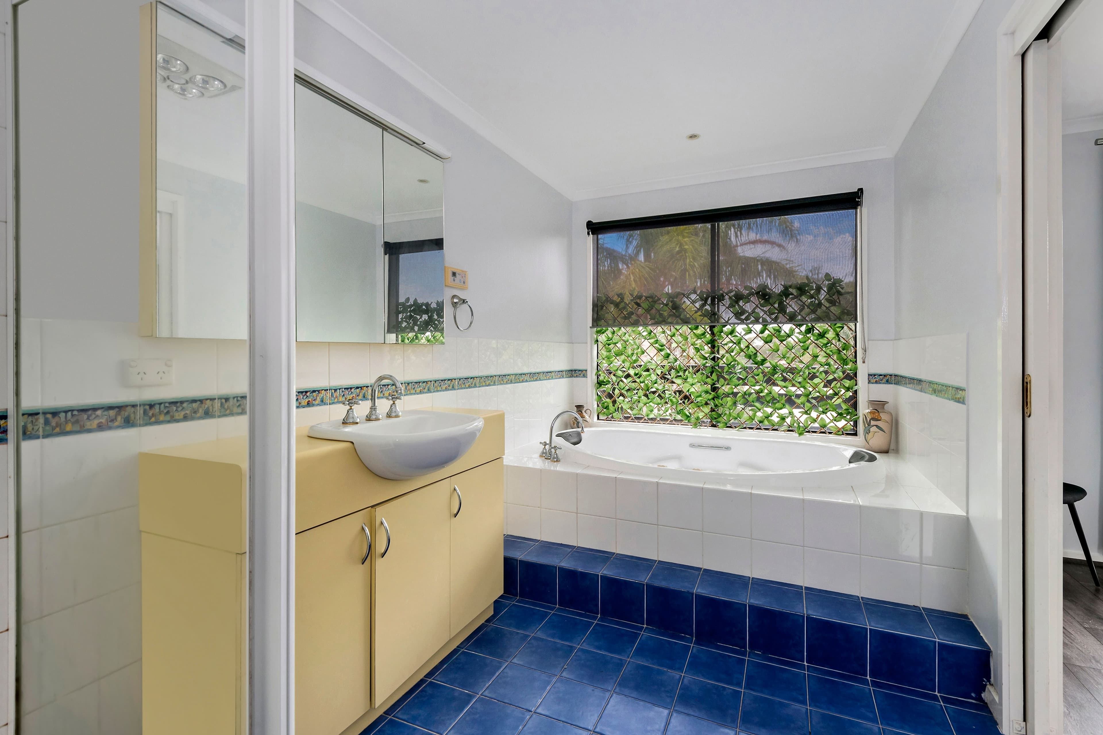 4 Devereaux Court, Frankston VIC 3199, Frankston - Thumbnail 7