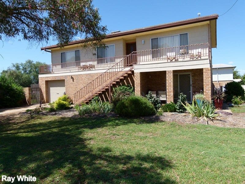 8 Barwin Street, Forbes - Image 1