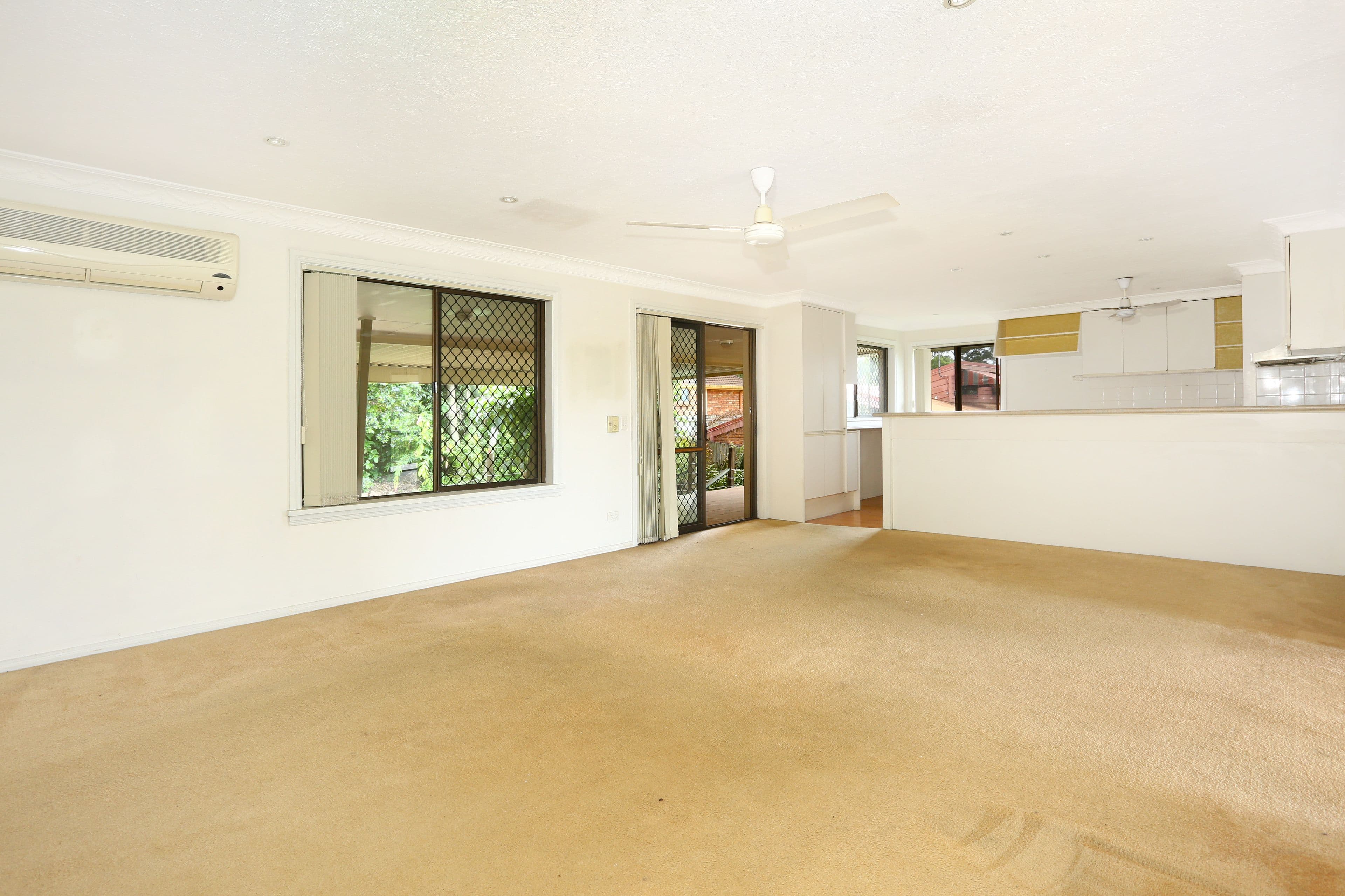 35 Pinkwood Drive, Ashmore QLD 4214, Ashmore - Thumbnail 6