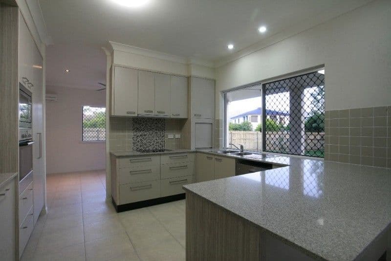 6 Moreton Ash Drive, DOUGLAS QLD 4814, Douglas - Thumbnail 2
