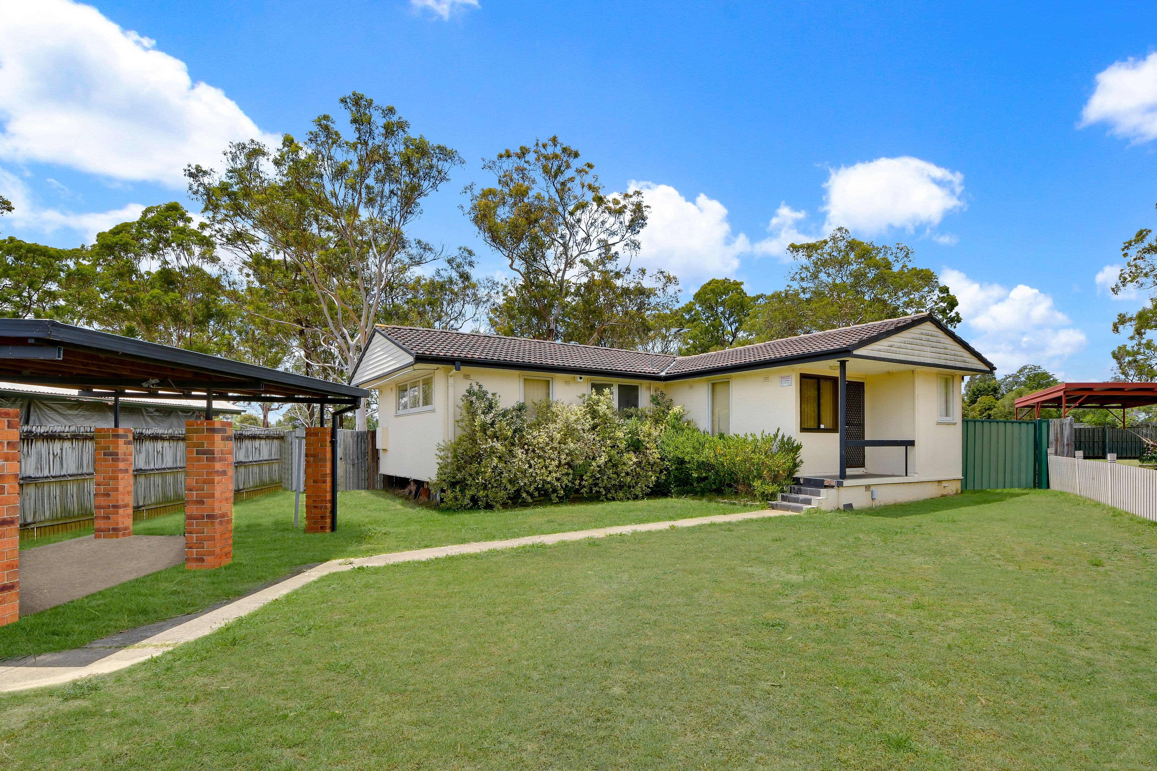 10 Blackwood Crescent, Macquarie Fields - Image 1