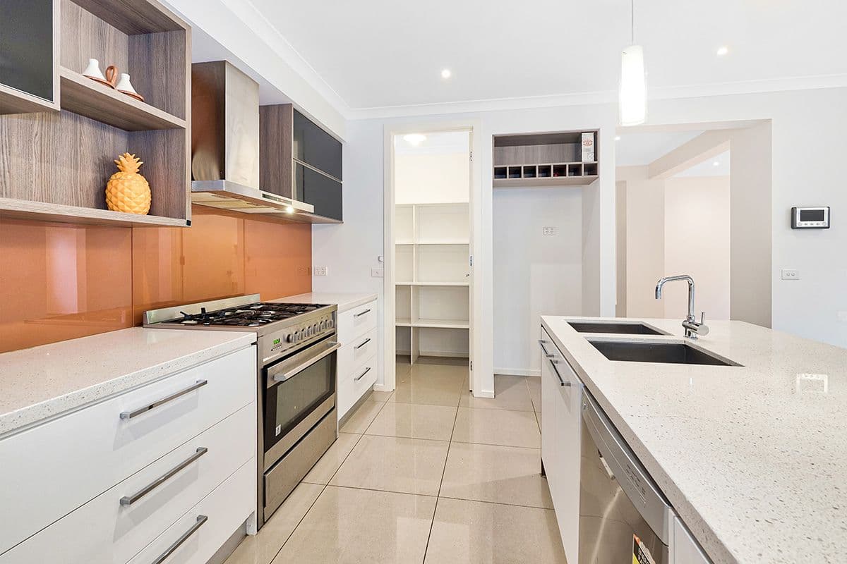 33 Datura Avenue, Cranbourne North VIC 3977, Cranbourne North - Thumbnail 8