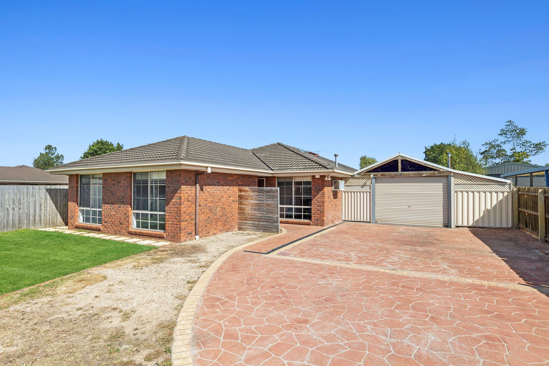 8 Richard Drive, Lara VIC 3212, Lara - Image 1