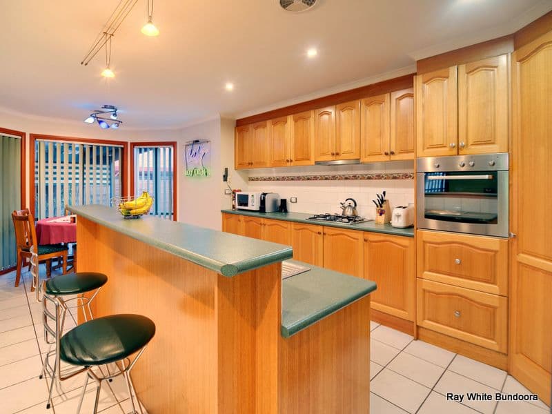 15 Castlereagh Place, WATSONIA VIC 3087, Watsonia - Thumbnail 4