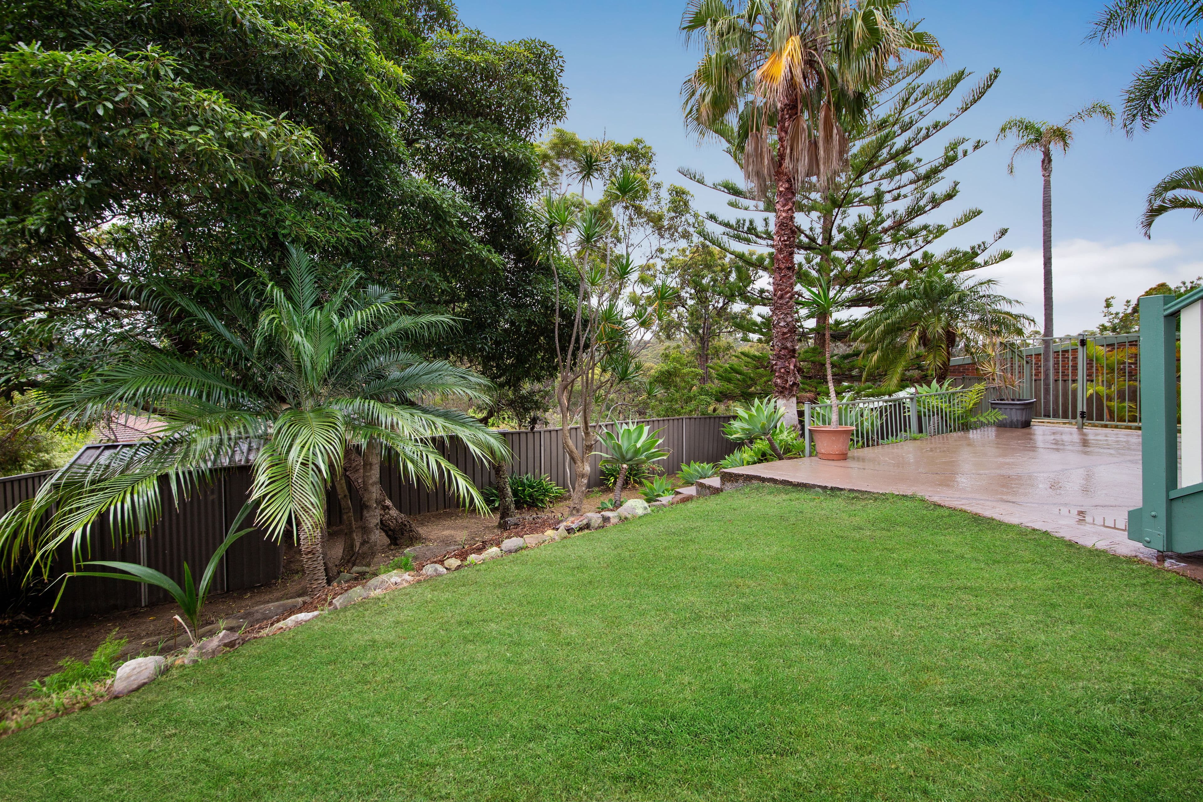 111 Blaxland Drive, Illawong - Thumbnail 3